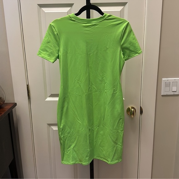NWT SKIMS Signature Swim T-Shirt Dress Neon Green. Size XL - Picture 5 of 8